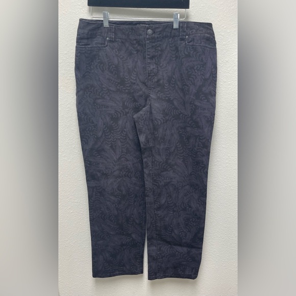 Catherines Women’s 16W Slimmer Classic Light Black Floral Patterned Pants - Picture 1 of 12